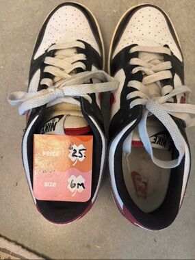 Nike golf shoes Black, White and Red